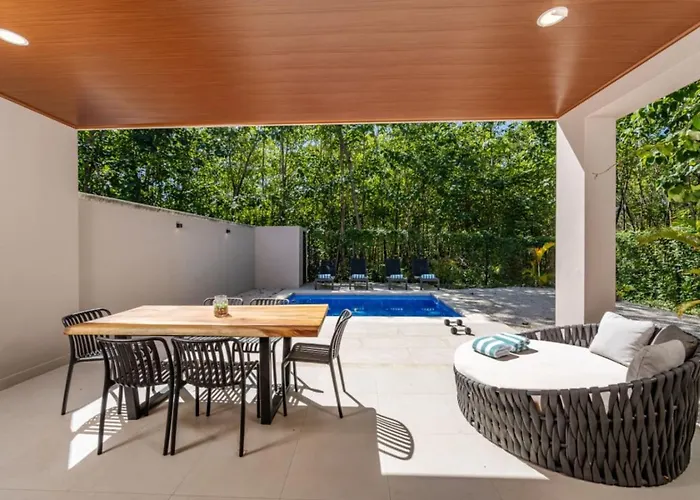 Flamingo Oasis Holiday home *